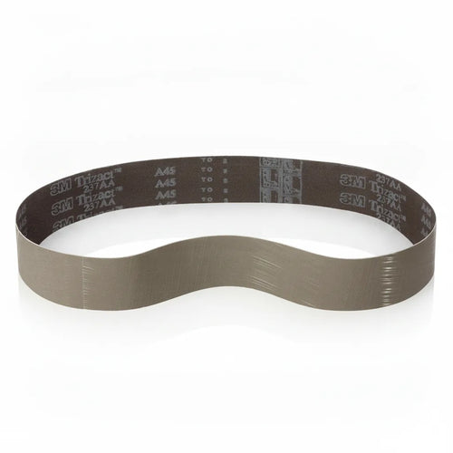 3M Trizact Gewebeschleifband 237AA 50x1500mm Korn A006 bis Korn A160 – Produktansicht auf weißem Hintergrund